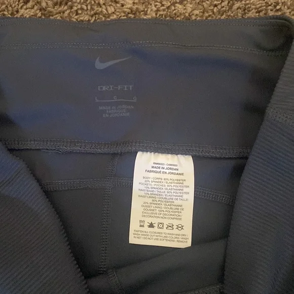 Nike Dri-Fit Nike Fast Tight Fit NWT Mid Rise7/8 LengthRunning Size L - Picture 3 of 8